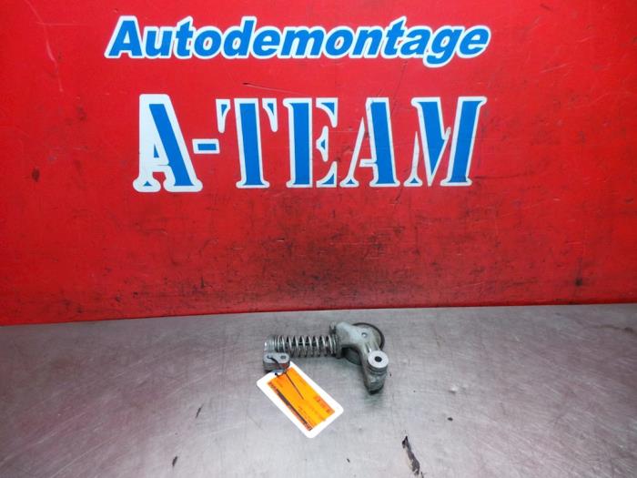 Gebruikte Spanner multiriem Volvo V70 (BW) 2.0 D3 16V Prijs € 39,99 Margeregeling aangeboden door A-Team Automotive