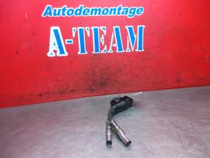 Gebruikte Bobine Mercedes E (W211) 5.0 E-500 V8 24V Prijs € 19,99 Margeregeling aangeboden door A-Team Automotive