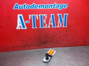 Gebruikte Luchtmassameter Ford Mondeo III 2.0 TDCi 130 16V Prijs € 29,99 Margeregeling aangeboden door A-Team Automotive