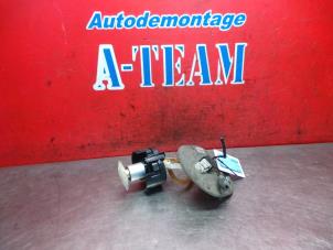 Gebruikte Benzinepomp BMW 5 serie (E39) 540i 32V Prijs € 34,99 Margeregeling aangeboden door A-Team Automotive