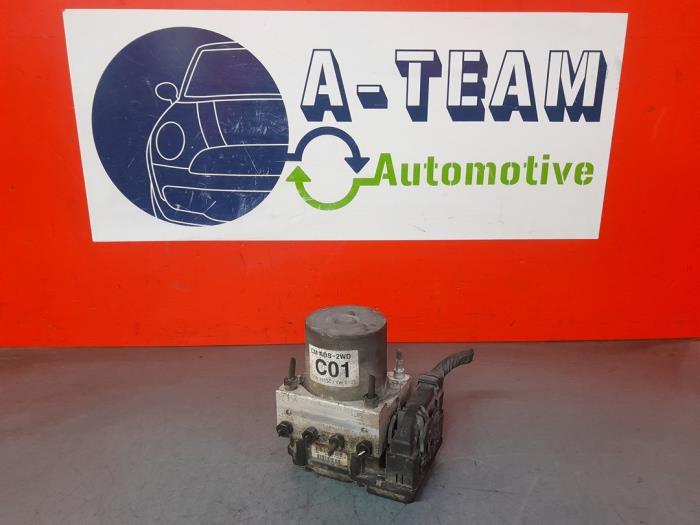 Gebruikte ABS Pomp Hyundai Santa Fe II (CM) 2.7 V6 24V 4x2 Prijs € 69,99 Margeregeling aangeboden door A-Team Automotive