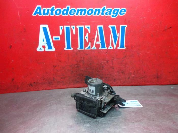 Gebruikte ABS Pomp Alfa Romeo GT (937) 1.9 JTD 16V Multijet Prijs € 69,99 Margeregeling aangeboden door A-Team Automotive