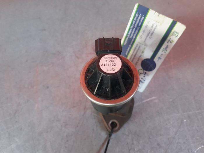 EGR Klep van een Honda Jazz (GE6/GE8/GG/GP) 1.3 VTEC 16V Hybrid 2012