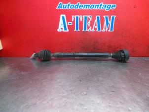 Gebruikte Steekas rechts-voor Volkswagen Touran (1T1/T2) 1.6 FSI 16V Prijs € 34,99 Margeregeling aangeboden door A-Team Automotive