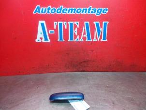 Gebruikte Handgreep Achterklep Citroen C3 Pluriel (HB) Prijs € 19,99 Margeregeling aangeboden door A-Team Automotive