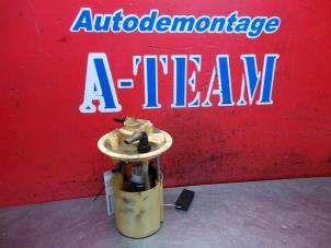 Gebruikte Brandstofpomp Elektrisch Alfa Romeo 159 (939AX) 1.9 JTDm Prijs € 150,00 Margeregeling aangeboden door A-Team Automotive