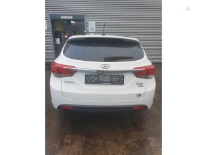 Gebruikte Achteras voorwielaandrijving Hyundai i40 CW (VFC) 1.6 GDI 16V Prijs € 280,00 Margeregeling aangeboden door A-Team Automotive