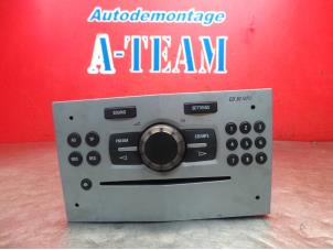 Gebruikte Radio CD Speler Opel Corsa D 1.7 CDTi 16V Ecotec Prijs € 34,99 Margeregeling aangeboden door A-Team Automotive