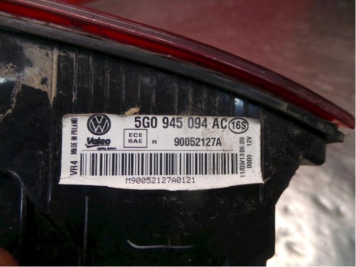 Achterlicht rechts van een Volkswagen Golf VII (AUA) 1.2 TSI BlueMotion 16V 2013