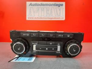 Gebruikte Climatronic Paneel Skoda Superb Combi (3TAC/TAF) 2.0 TDI 16V Prijs € 99,99 Margeregeling aangeboden door A-Team Automotive