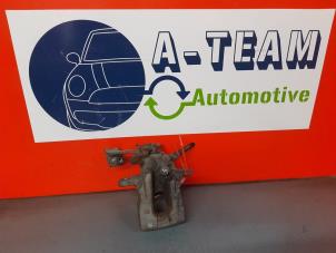 Gebruikte Remklauw (Tang) rechts-achter Toyota Auris (E15) 1.8 16V HSD Full Hybrid Prijs € 29,99 Margeregeling aangeboden door A-Team Automotive