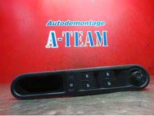 Gebruikte Raam schakelaar elektrisch Renault Espace (JK) 2.0 Turbo 16V Grand Espace Prijs € 34,99 Margeregeling aangeboden door A-Team Automotive