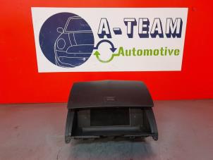 Gebruikte Display Interieur Mercedes C (W204) 2.2 C-200 CDI 16V BlueEFFICIENCY Prijs € 29,99 Margeregeling aangeboden door A-Team Automotive