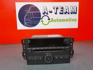 Gebruikte Radio CD Speler Chevrolet Captiva (C100) 3.2 V6 24V 4x4 Prijs € 49,99 Margeregeling aangeboden door A-Team Automotive