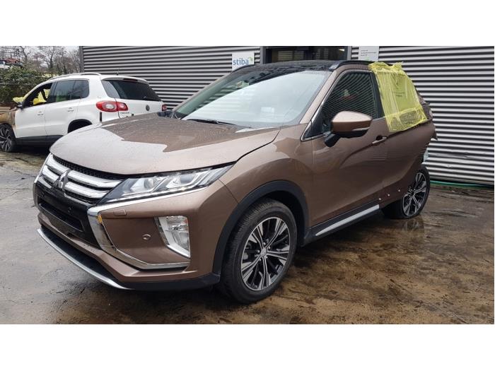 Remklauw (Tang) links-achter Mitsubishi Eclipse Cross