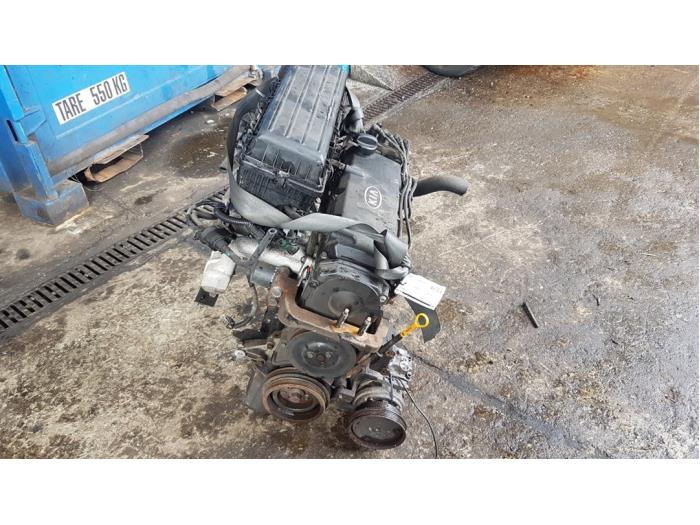 Motor Kia Rio