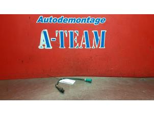 Gebruikte Lambda Sonde Volvo C30 (EK/MK) 2.0 16V Prijs € 14,99 Margeregeling aangeboden door A-Team Automotive