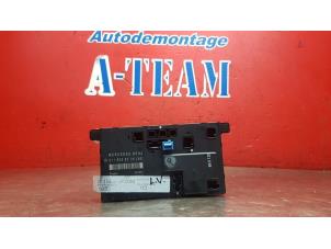 Gebruikte Centrale Deurvergrendelings Module Mercedes E (W211) 3.2 E-320 CDI 24V Prijs € 34,99 Margeregeling aangeboden door A-Team Automotive