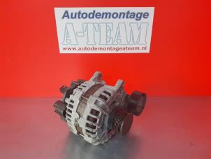 Gebruikte Dynamo Mercedes C (C204) 1.6 C-180 16V BlueEfficiency Prijs € 89,99 Margeregeling aangeboden door A-Team Automotive