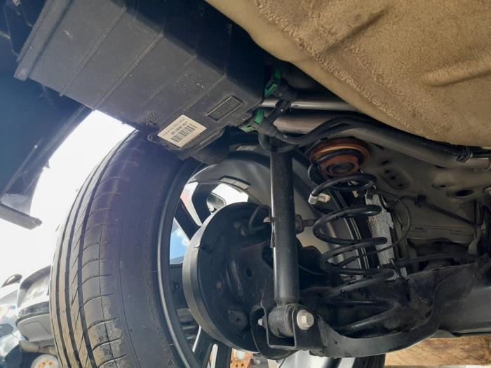 Amortiguador izquierda detrás Ford Fiesta