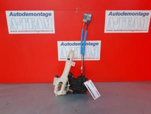 Gebruikte Deurslot Mechaniek 4Deurs rechts-voor Hyundai Kona (OS) 1.6 GDi HEV 16V Prijs € 74,99 Margeregeling aangeboden door A-Team Automotive Rotterdam