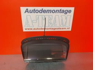 Gebruikte Display Interieur BMW 5 serie (E60) 535d 24V Prijs € 49,99 Margeregeling aangeboden door A-Team Automotive