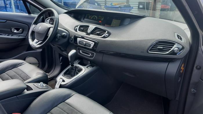 Hemel airbag rechts van een Renault Scénic III (JZ) 2.0 16V CVT 2015