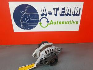 Gebruikte Dynamo Kia Cee'd Sporty Wagon (EDF) 1.4 16V Prijs € 35,00 Margeregeling aangeboden door A-Team Automotive Rotterdam