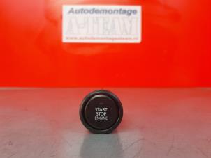 Gebruikte Start/Stop schakelaar Mazda 3 Sport (BP) 2.0 SkyActiv-G 122 Mild Hybrid 16V Prijs € 19,99 Margeregeling aangeboden door A-Team Automotive