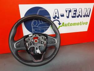 Gebruikte Stuurwiel Renault Captur (2R) 1.3 TCE 130 16V Prijs € 60,00 Margeregeling aangeboden door A-Team Automotive Rotterdam
