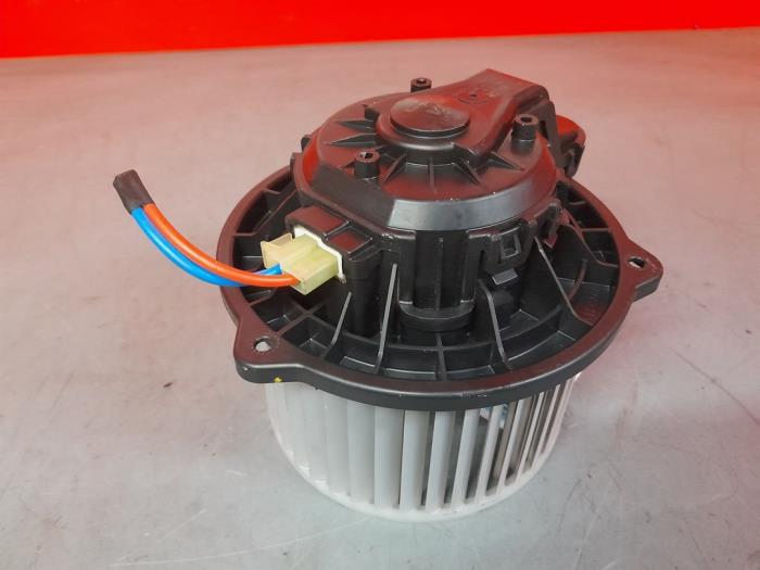 Kachel Ventilatiemotor van een Kia Picanto (TA) 1.0 12V 2013