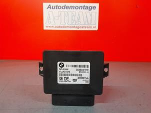Gebruikte Handrem Computer BMW 5 serie (F10) 530d 24V Prijs € 69,99 Margeregeling aangeboden door A-Team Automotive