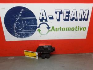 Gebruikte Slotmechaniek Achterklep Citroen C3 (SC) 1.6 HDi 92 Prijs € 14,99 Margeregeling aangeboden door A-Team Automotive Rotterdam