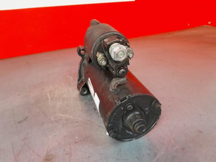 Startmotor van een BMW 3 serie (E46/2C) 320 Ci 24V 2006