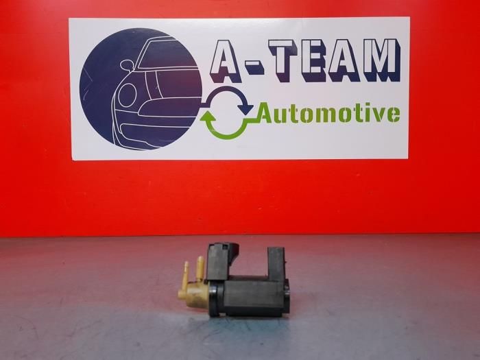 Gebruikte Overdrukklep Turbo Volvo V40 (MV) 2.0 D2 16V Prijs € 49,99 Margeregeling aangeboden door A-Team Automotive