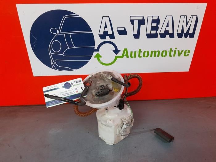 Gebruikte Benzinepomp Ford Focus 1 1.4 16V Prijs € 39,99 Margeregeling aangeboden door A-Team Automotive