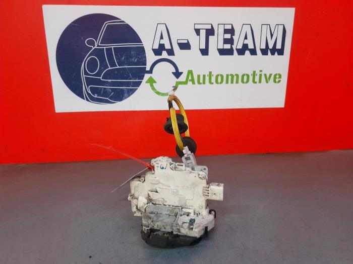 AUDI A6 C6/4F (2004-2011) Other Body Parts 4F0839016 23105571