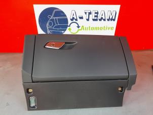 Gebruikte Dashboardkastje Audi RS 6 Avant (C8) 4.0 V8 TFSI Mild Hybrid 32V Prijs € 85,00 Margeregeling aangeboden door A-Team Automotive