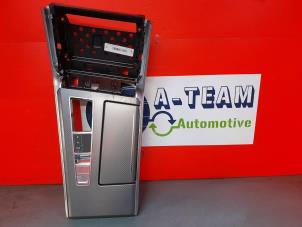 Gebruikte Schakelaar handrem Audi RS 6 Avant (C8) 4.0 V8 TFSI Mild Hybrid 32V Prijs op aanvraag aangeboden door A-Team Automotive