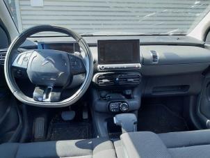 Gebruikte Navigatie Systeem Citroen C4 Cactus (0B/0P) 1.2 PureTech 82 12V Prijs € 650,00 Margeregeling aangeboden door A-Team Automotive