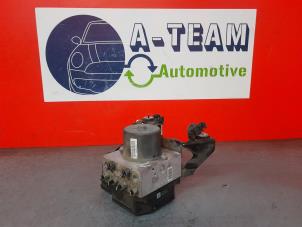 Gebruikte ABS Pomp Ford S-Max (GBW) 2.0 16V Prijs € 49,99 Margeregeling aangeboden door A-Team Automotive