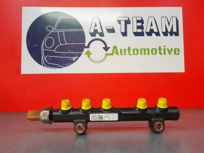 Gebruikte Injector brug Peugeot 308 (L3/L8/LB/LH/LP) 1.6 BlueHDi 120 Prijs € 29,99 Margeregeling aangeboden door A-Team Automotive