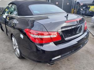 Gebruikte Steekas links-achter Mercedes E (R207) E-350 CGI V6 24V BlueEfficiency Prijs € 49,99 Margeregeling aangeboden door A-Team Automotive