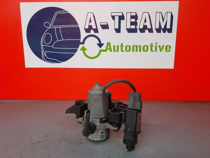 Brake servo vacuum pump Opel Meriva