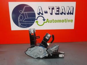 Gebruikte Motor Ruitenwisser achter Citroen C4 Grand Picasso (3A) 1.2 12V PureTech 130 Prijs € 24,99 Margeregeling aangeboden door A-Team Automotive Rotterdam