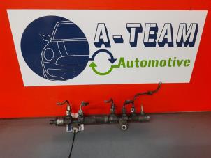 Gebruikte Injector brug Fiat Punto Evo (199) 1.3 JTD Multijet 85 16V Euro 5 Prijs € 24,99 Margeregeling aangeboden door A-Team Automotive Rotterdam