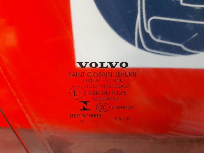 VOLVO XC90 II (2014-dabar) Dešinys šoninių durų stiklas 23373210