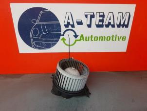 Gebruikte Kachel Ventilatiemotor Fiat Grande Punto (199) 1.4 T-Jet 16V Prijs € 39,99 Margeregeling aangeboden door A-Team Automotive