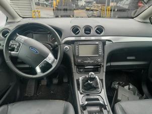 Gebruikte Radio CD Speler Ford S-Max (GBW) 2.0 Ecoboost 16V Prijs € 599,99 Margeregeling aangeboden door A-Team Automotive Rotterdam