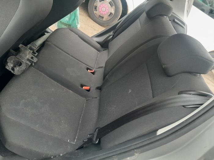Rear seatbelt, right Volkswagen UP